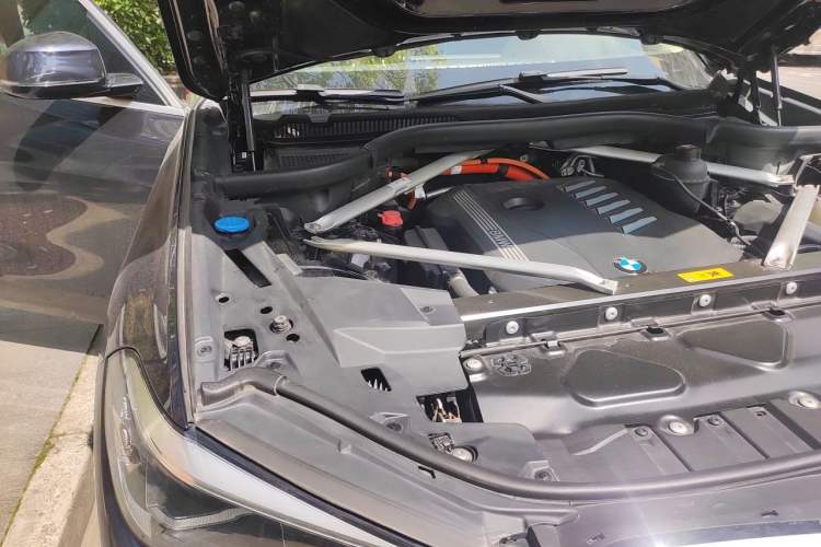 Used BMW X5 New Energy 2020 xDrive45e M Sport Package Engine Bay Right