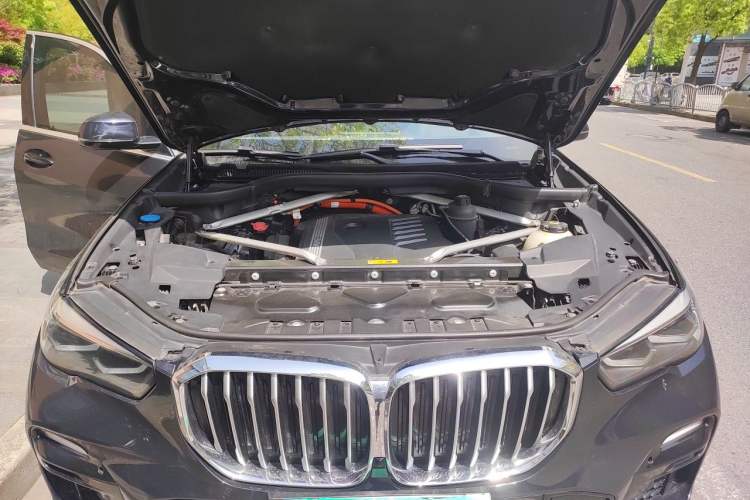 Used BMW X5 New Energy 2020 xDrive45e M Sport Package Engine Bay