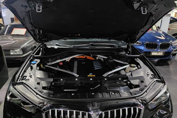 Used BMW X5 New Energy 2020 xDrive45e M Sport Package Engine Bay