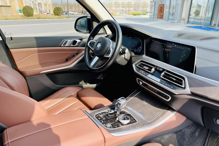 Used BMW X5 New Energy 2020 xDrive45e M Sport Package Interior 7
