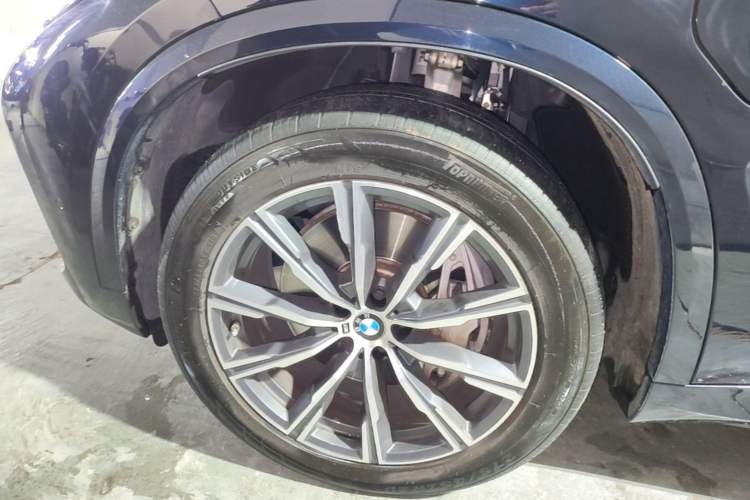 Used BMW X5 New Energy 2020 xDrive45e M Sport Package Left Front Wheel Hub