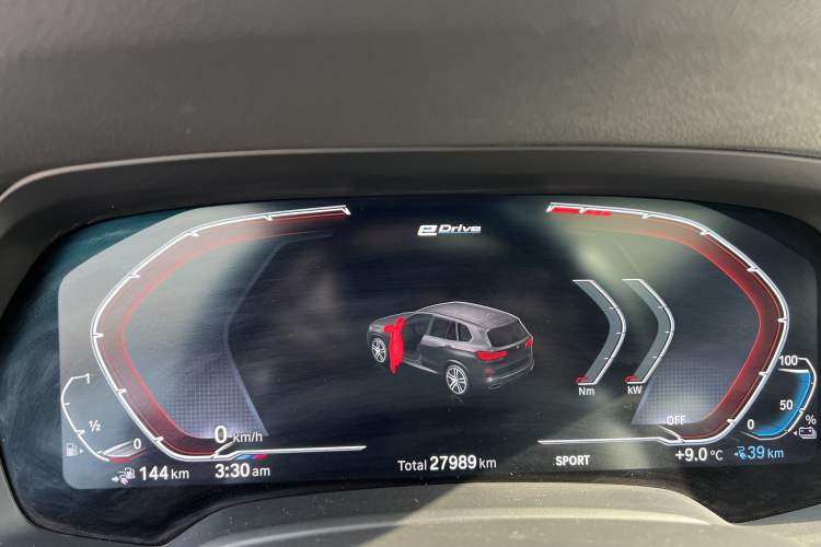 Used BMW X5 New Energy 2020 xDrive45e M Sport Package Odometer Close Up
