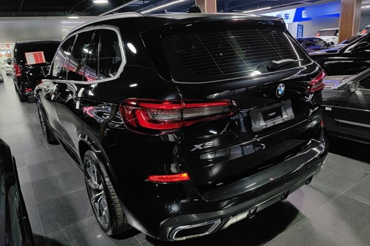 Used BMW X5 New Energy 2020 xDrive45e M Sport Package Rear Left 45 Deg