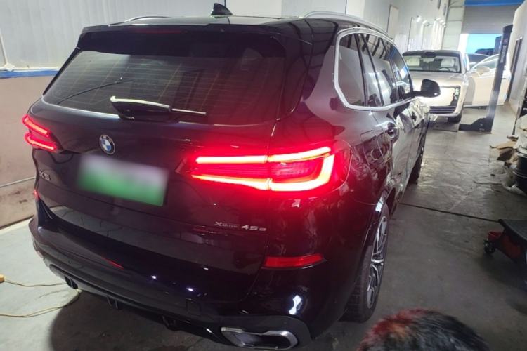 Used BMW X5 New Energy 2020 xDrive45e M Sport Package Rear Right 45 Deg
