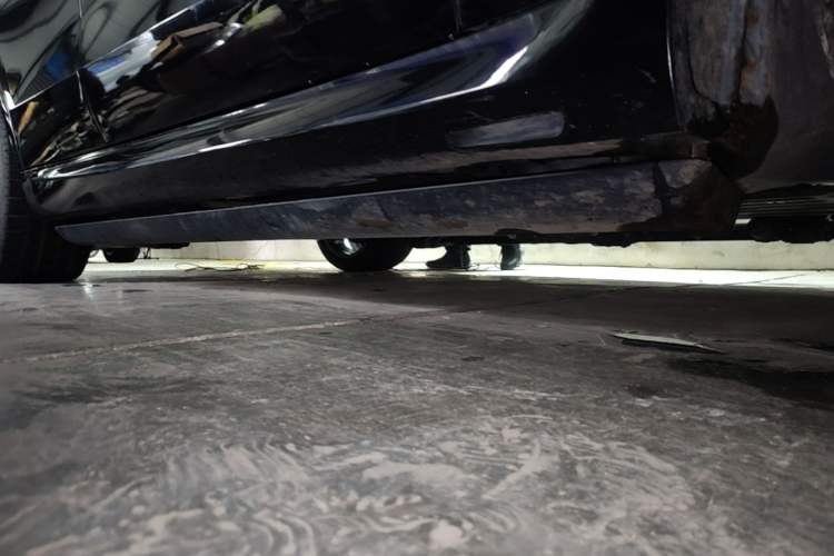 Used BMW X5 New Energy 2020 xDrive45e M Sport Package Right Side Sill