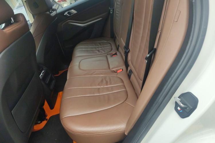 Used BMW X5 New Energy 2020 xDrive45e M Sport Package Left Rear Seat