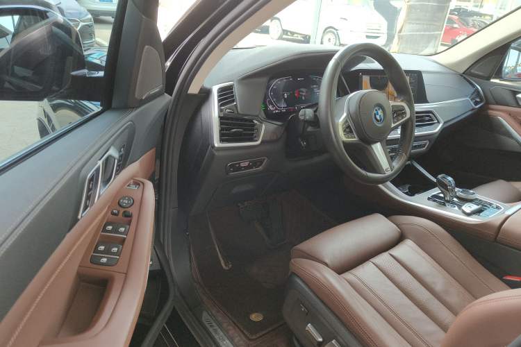 Used BMW X5 New Energy 2021 Restyled xDrive45e M Sport Package Driver Seat