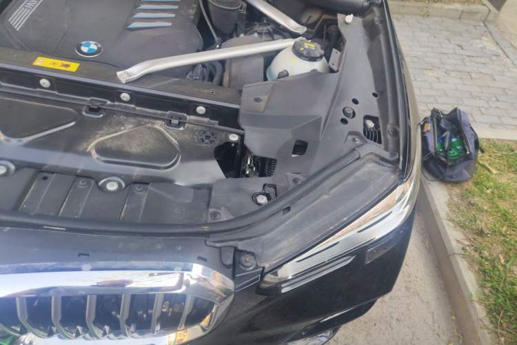 Used BMW X5 New Energy 2021 xDrive45e M Sport Package Engine Bay Left