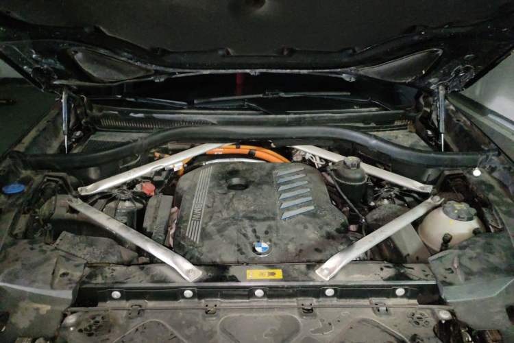 Used BMW X5 New Energy 2021 xDrive45e M Sport Package Engine Bay