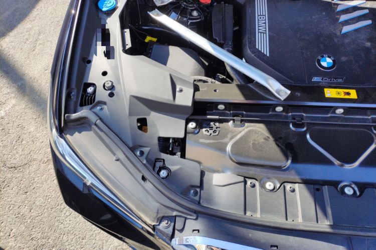 Used BMW X5 New Energy 2021 xDrive45e M Sport Package Engine Bay Right