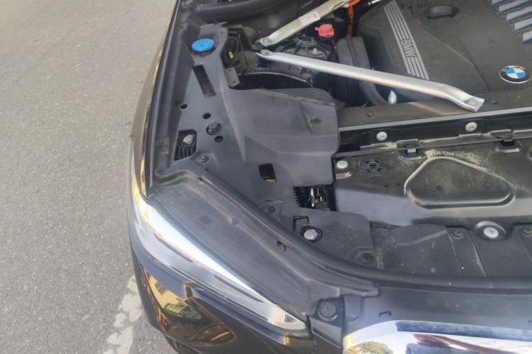 Used BMW X5 New Energy 2021 xDrive45e M Sport Package Engine Bay Right
