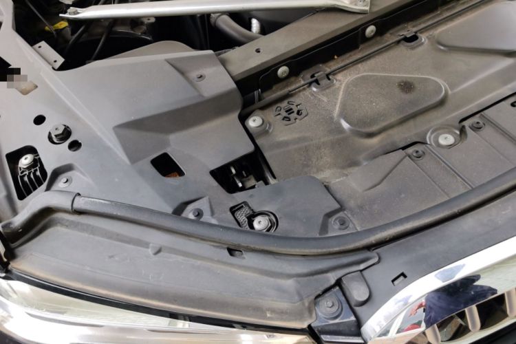 Used BMW X5 New Energy 2021 xDrive45e M Sport Package Engine Bay Right