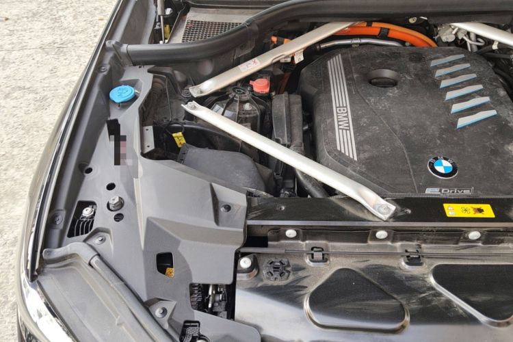 Used BMW X5 New Energy 2021 xDrive45e M Sport Package Engine Bay Right
