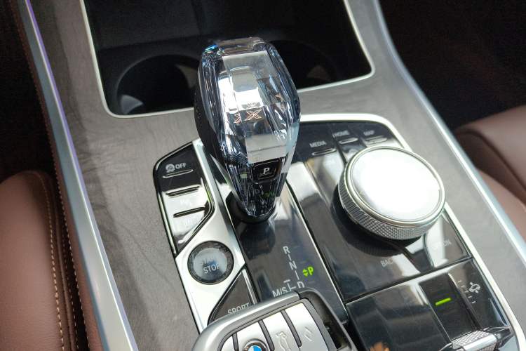 Used BMW X5 New Energy 2021 Restyled xDrive45e M Sport Package Gear Lever