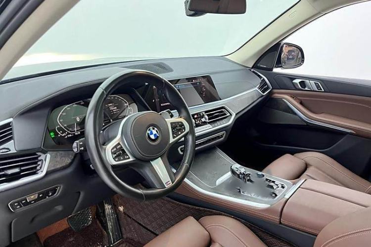 Used BMW X5 New Energy 2021 xDrive45e M Sport Package Interior 3