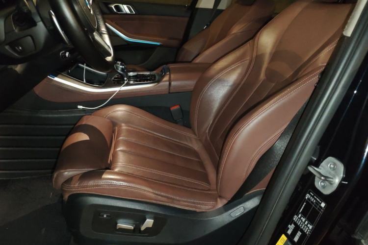 Used BMW X5 New Energy 2021 xDrive45e M Sport Package Left Front Seat