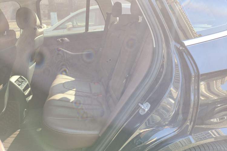Used BMW X5 New Energy 2021 xDrive45e M Sport Package Left Rear Seat