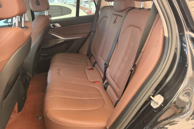 Used BMW X5 New Energy 2021 xDrive45e M Sport Package Left Rear Seat