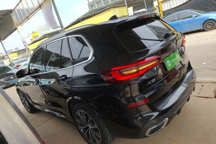 Used BMW X5 New Energy 2021 Restyled xDrive45e M Sport Package Left Side