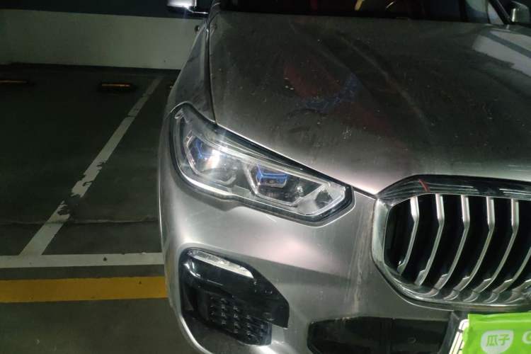 Used BMW X5 New Energy 2021 xDrive45e M Sport Package Right Front Headlight