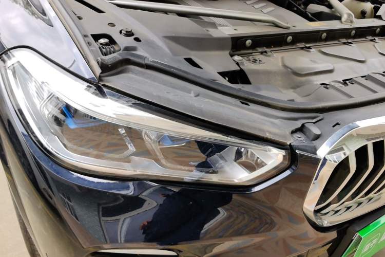 Used BMW X5 New Energy 2021 xDrive45e M Sport Package Right Front Headlight