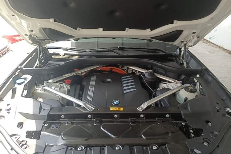 Used BMW X5 New Energy 2021 xDrive45e M Sport Package Engine Bay