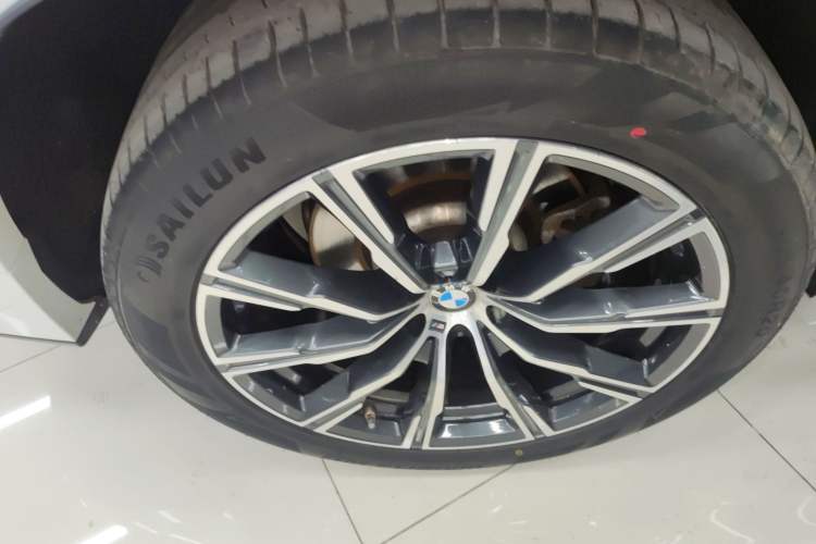 Used BMW X5 New Energy 2021 xDrive45e M Sport Package Exterior 8