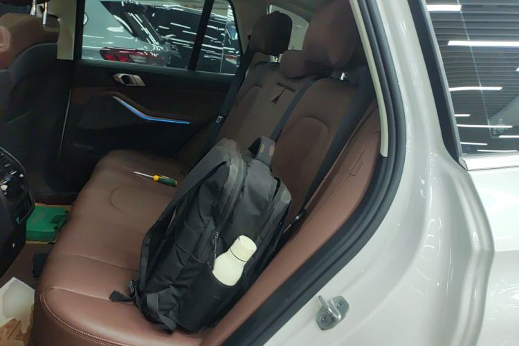 Used BMW X5 New Energy 2021 xDrive45e M Sport Package Interior 4