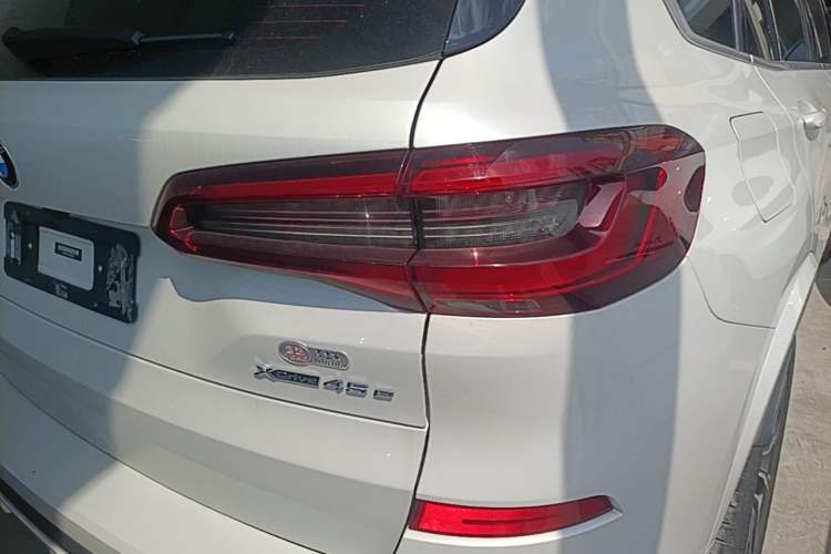 Used BMW X5 New Energy 2021 xDrive45e M Sport Package Right Rear Taillight