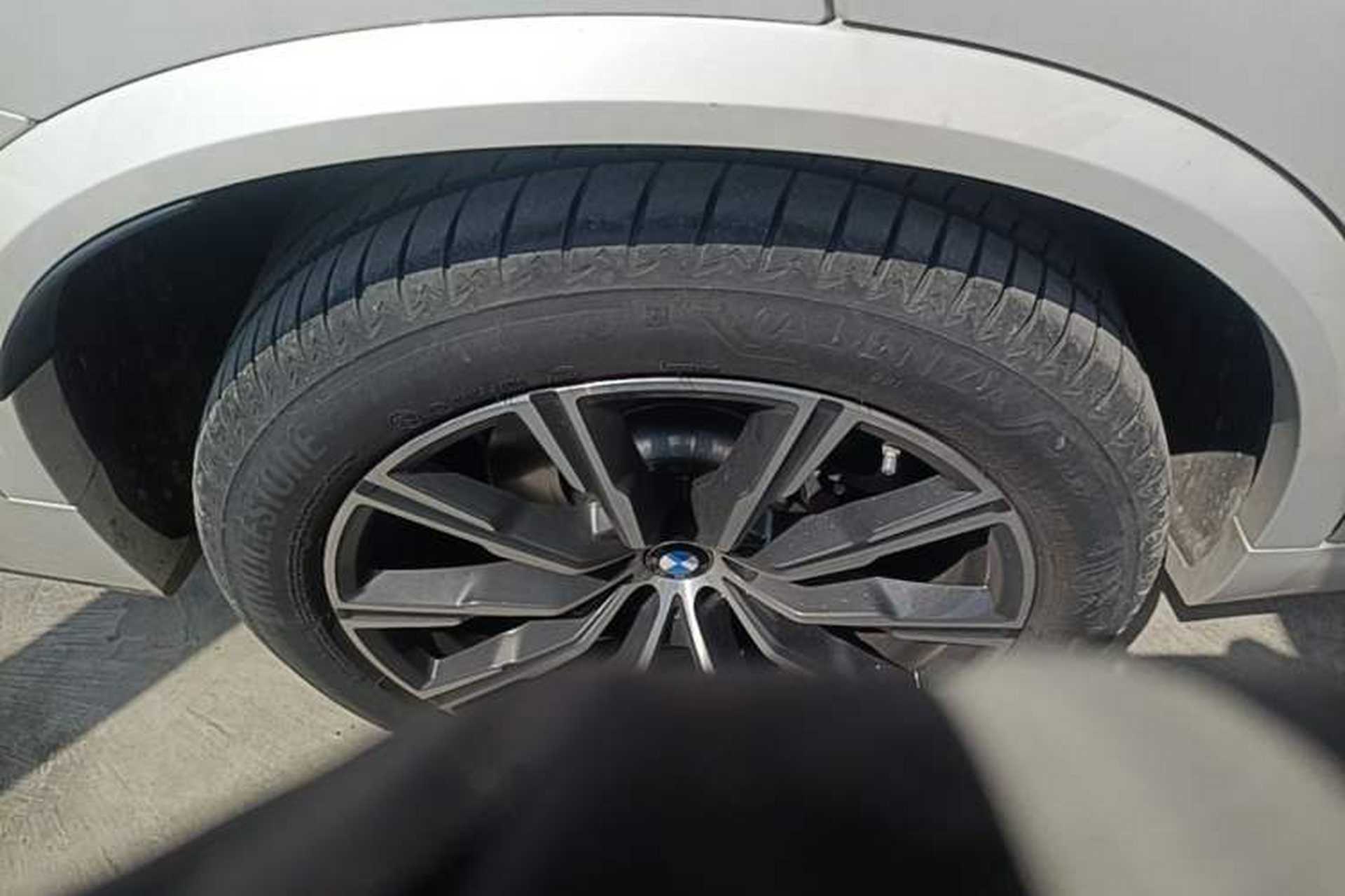 Used BMW X5 New Energy 2021 xDrive45e M Sport Package Right Rear Wheel Hub