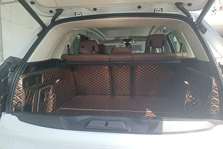 Used BMW X5 New Energy 2021 xDrive45e M Sport Package Trunk