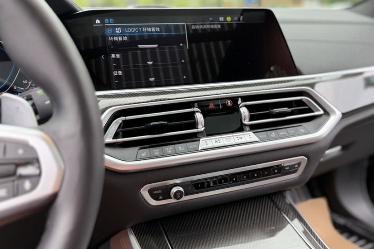 Used BMW X5 New Energy 2022 xDrive45e M Sport Package Audio And AC Panel