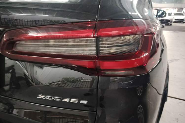 Used BMW X5 New Energy 2022 xDrive45e M Sport Package Right Rear Taillight