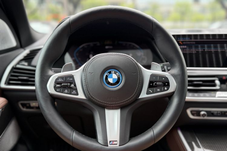 Used BMW X5 New Energy 2022 xDrive45e M Sport Package Steering Wheel