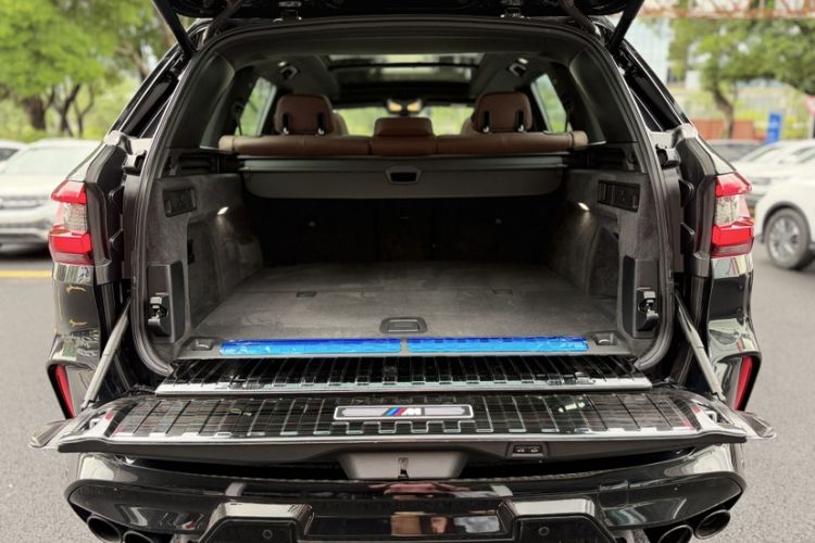 Used BMW X5 New Energy 2022 xDrive45e M Sport Package Trunk