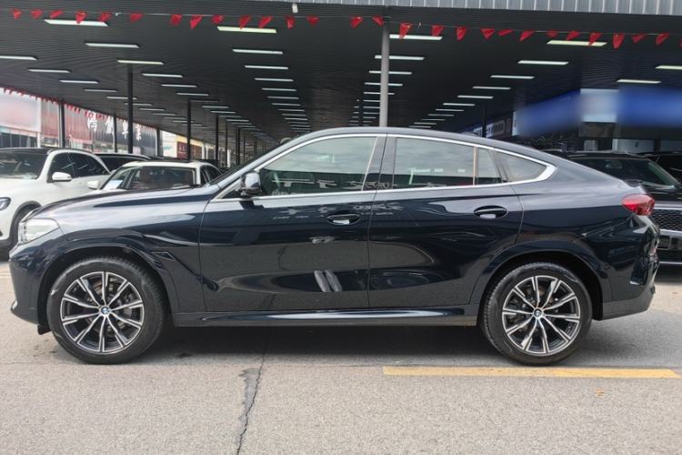 Used BMW X6 2021 xDrive30i M Sport Package Exterior 2