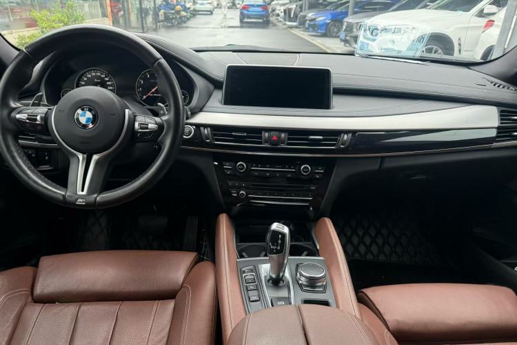 Used BMW X6 2019 xDrive28i M Sport Package Interior 1