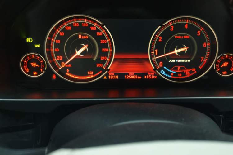 Used BMW X6  Odometer Close Up