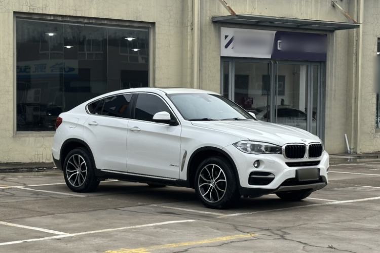 Used BMW X6  Exterior 3