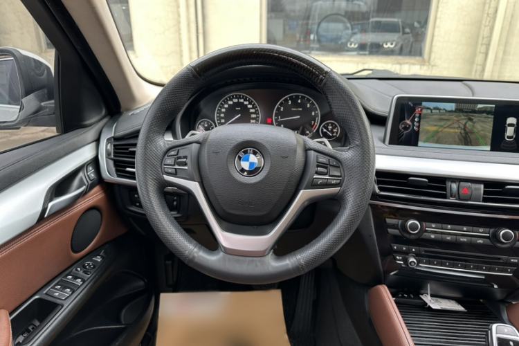 Used BMW X6  Interior 1