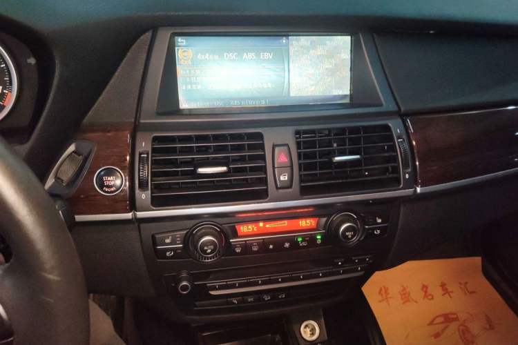 Used BMW X6 2008 xDrive35i Audio And AC Panel