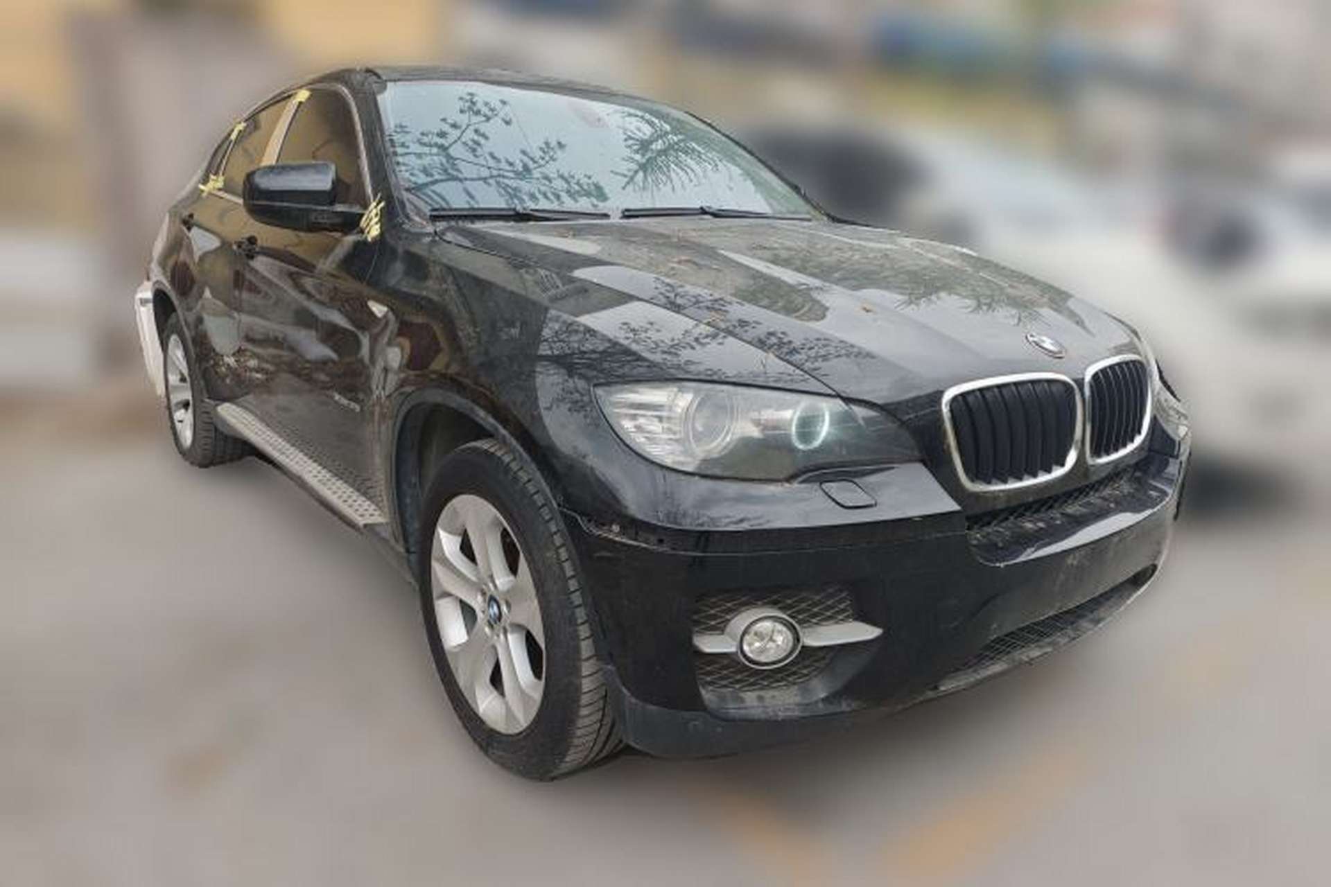 Used BMW X6 2008 xDrive35i Front Right 45 Deg