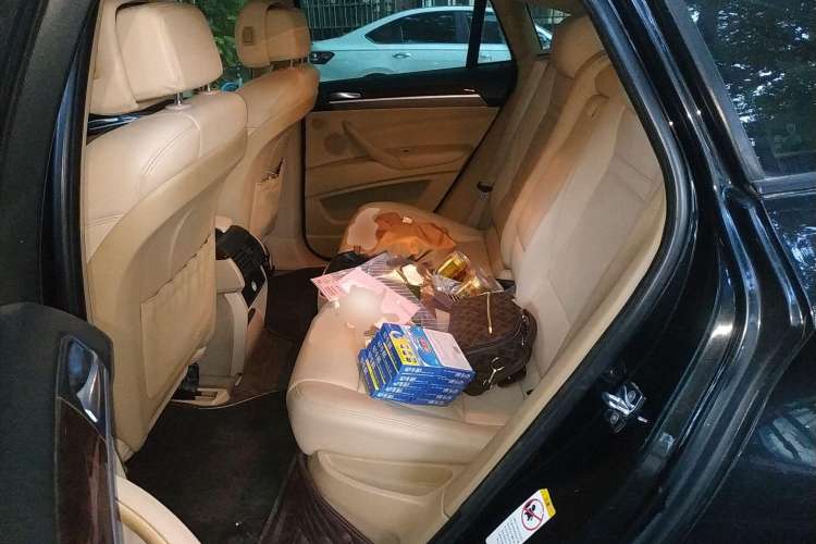 Used BMW X6 2008 xDrive35i Left Rear Seat