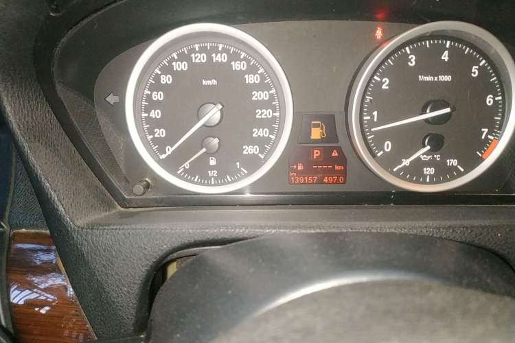 Used BMW X6 2008 xDrive35i Odometer Close Up