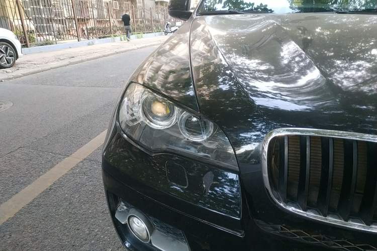 Used BMW X6 2008 xDrive35i Right Front Headlight