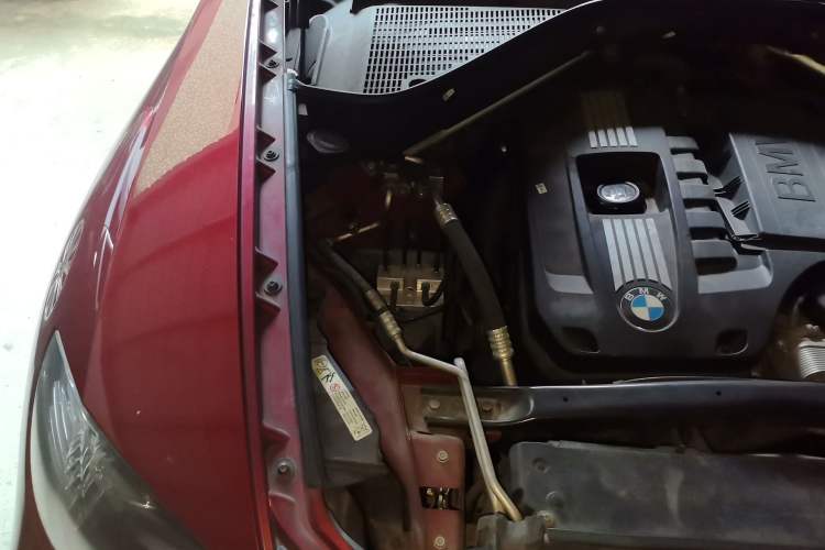 Used BMW X6 2008 xDrive35i Engine Bay Right