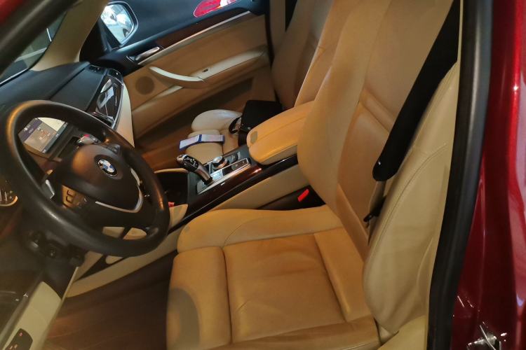 Used BMW X6 2008 xDrive35i Left Front Seat