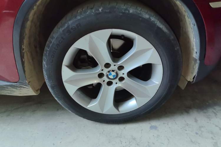Used BMW X6 2008 xDrive35i Right Front Wheel Hub