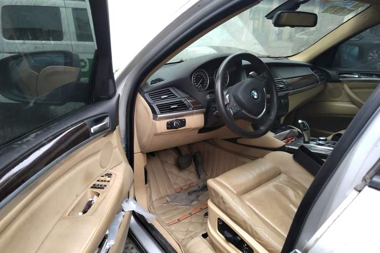 Used BMW X6 2008 xDrive35i Driver Seat