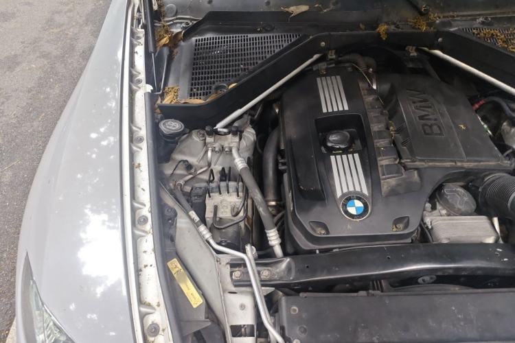 Used BMW X6 2008 xDrive35i Engine Bay Right